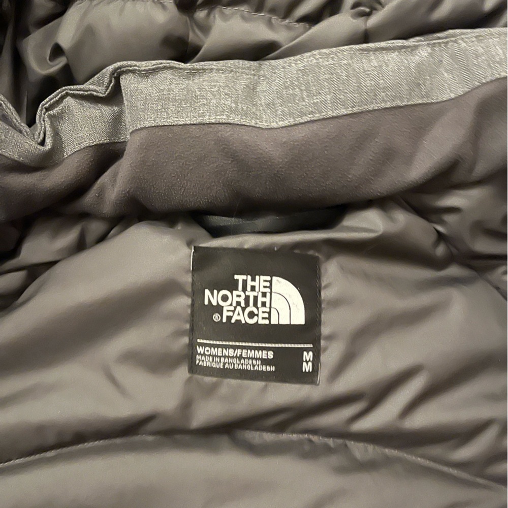 The North Face Arctic Parka Heathered Grey Down Winter Coat - Medium EUC - Picture 10 of 17
